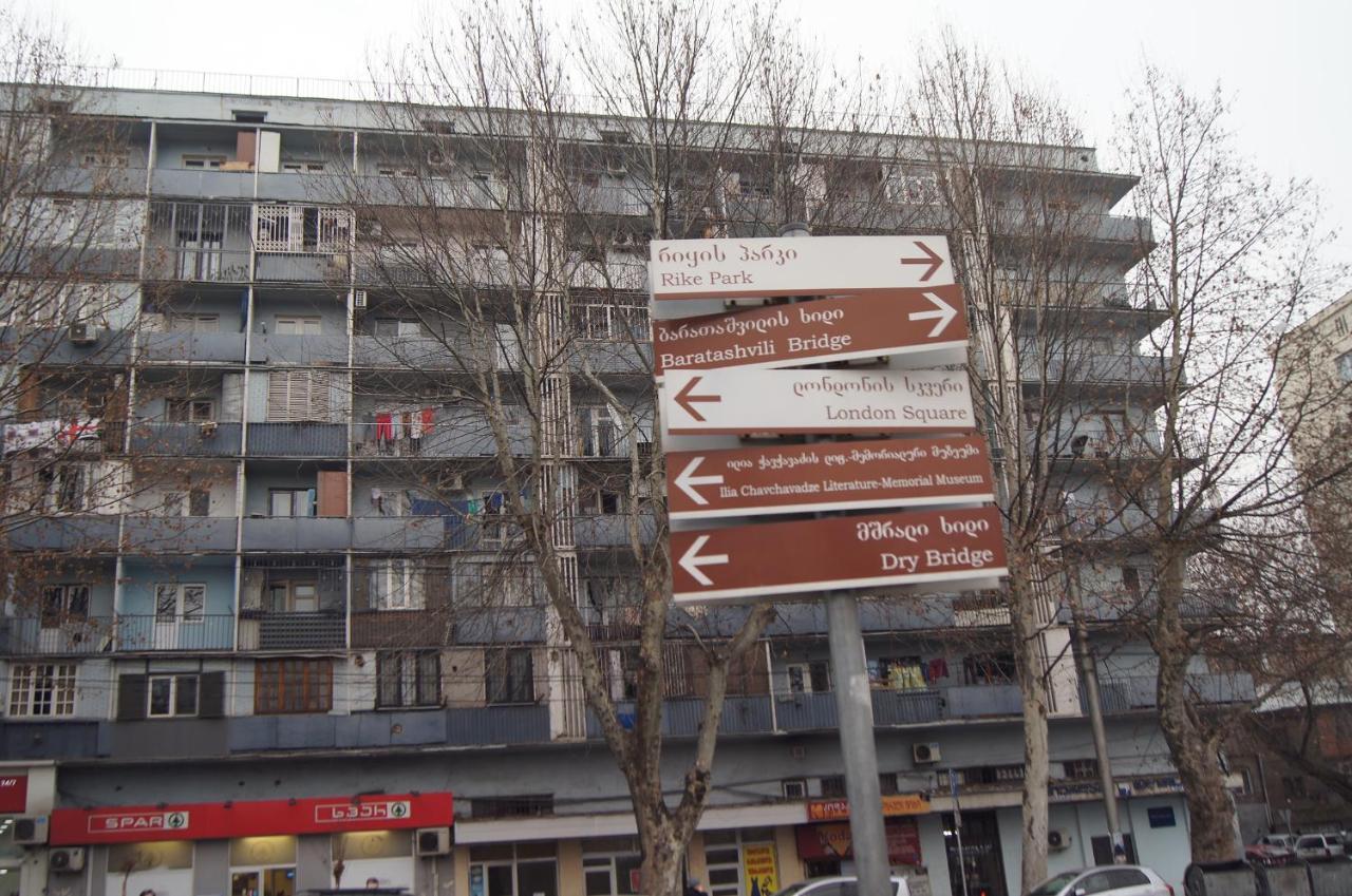 Apartment Near Church Tbilisi Zewnętrze zdjęcie